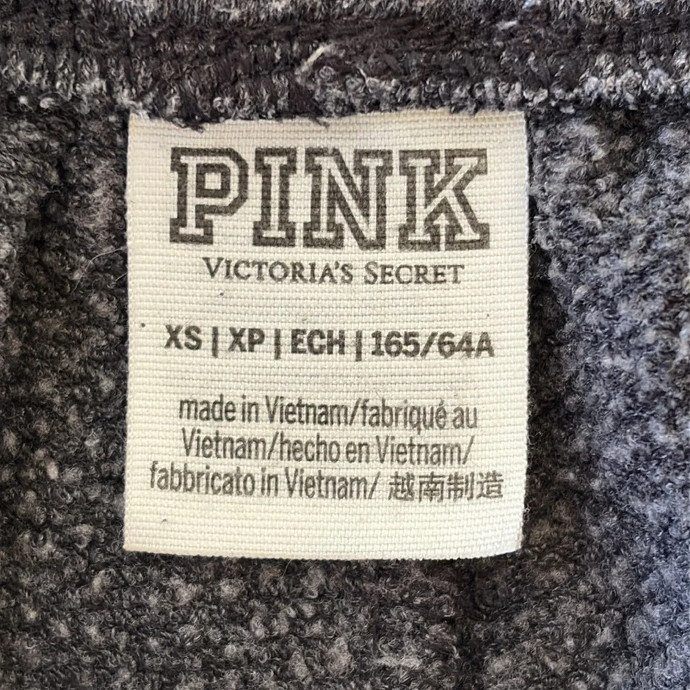 Pink by Victoria’s Secret XS Charcoal Gray Turtleneck Sweatshirt and Joggers Set - Picture 15 of 16